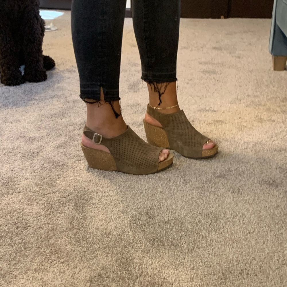 Tan suede wedges.